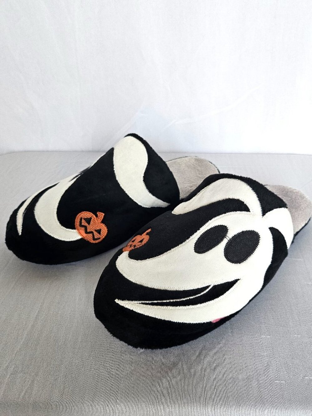Nightmare Before Christmas | Zero Ghost Dog Slippers | Size 7/8